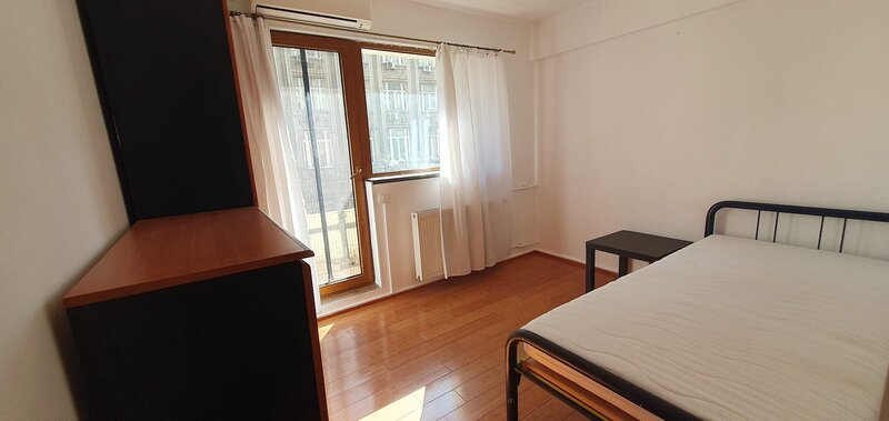Universitate, bloc 1980 anvelopat, cu centrala, parcare, pet friendly, ANAF