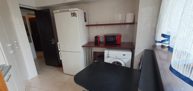 Universitate, bloc 1980 anvelopat, cu centrala, parcare, pet friendly, ANAF